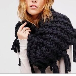 FREE PEOPLE INFINITY FRINGE SCARF